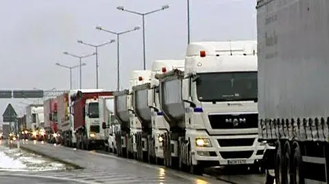 W Poznaniu zima zaskoczyła kierowców