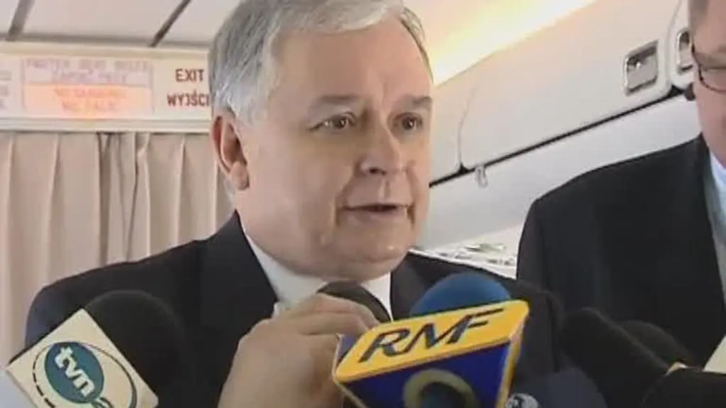 W samolocie prezydent rozmawiał z dziennikarzami