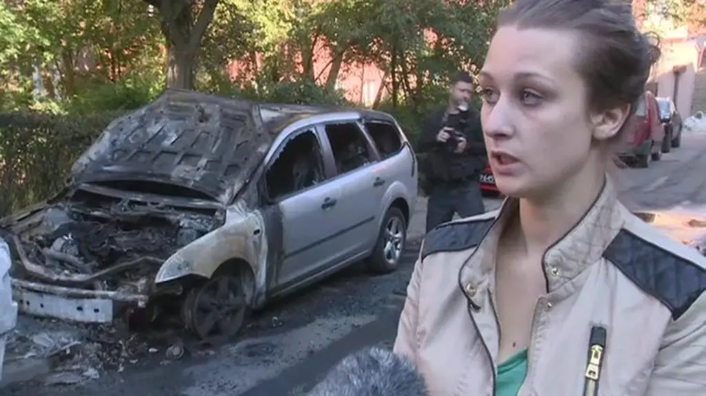 W telewizji zobaczyła jak płonie jej samochód