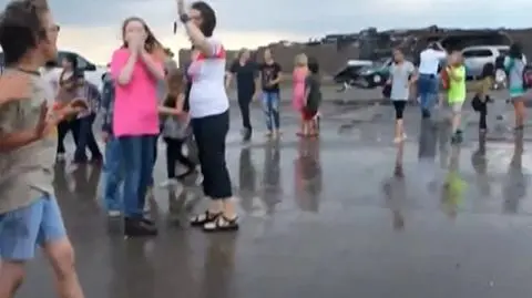 W wyniku tornada zginęło dziewięcioro dzieci