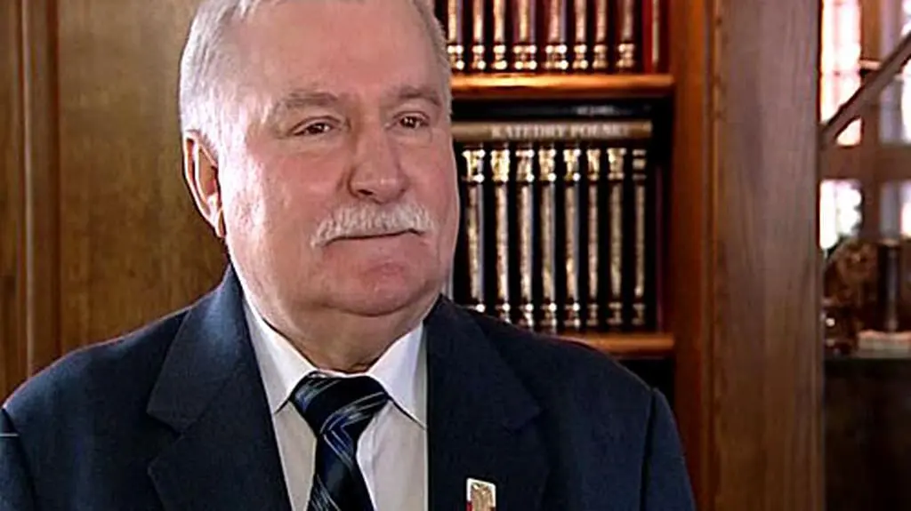 Wałęsa: Nie będę uczył premiera