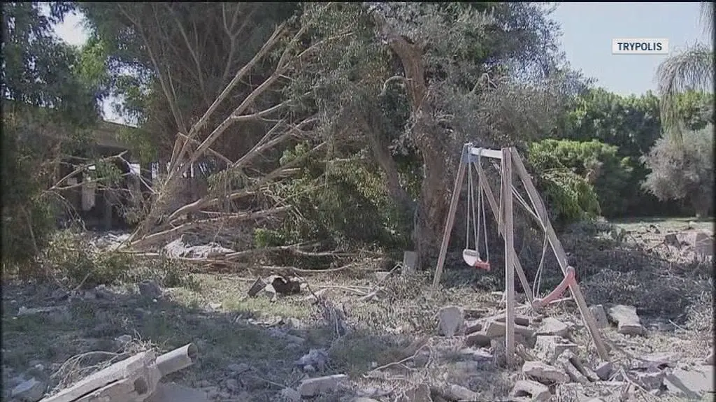 Walki między powstańcami a siłami wiernymi Muammarowi Kaddafiemu (fot. ENEX)