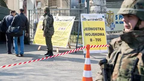 We wtorek pierwsi rezerwiści stawili się do jednostki w Tarnowskich Górach