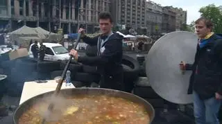 Wielkanocne śniadanie na Majdanie