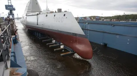 Wodowanie USS Zumwalt