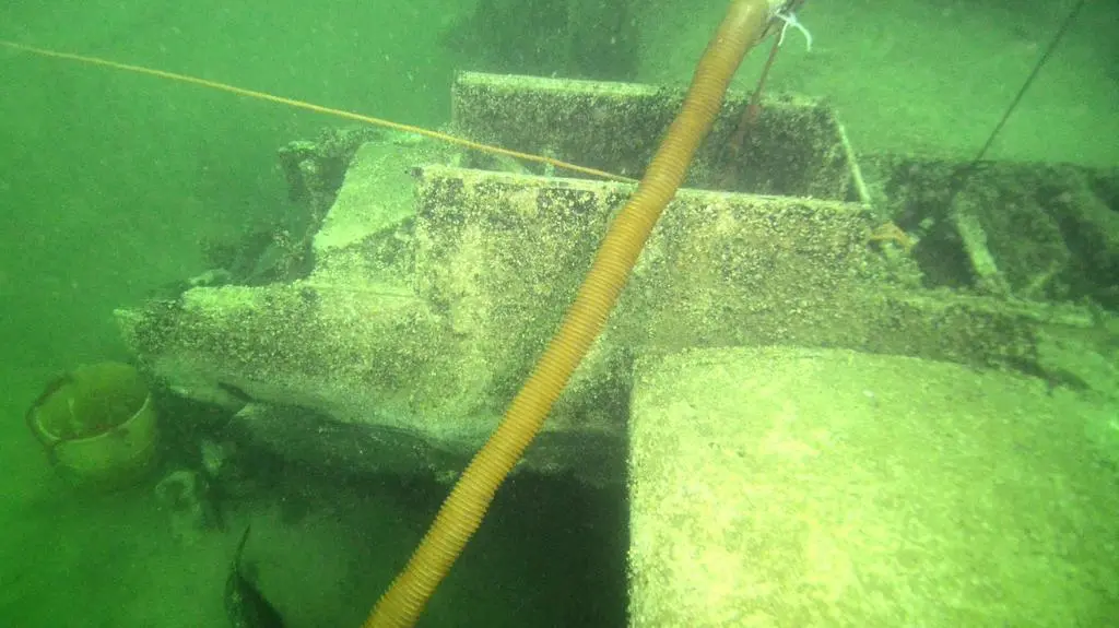 Wrak bombowca próbowano wydobyć tydzień temu
