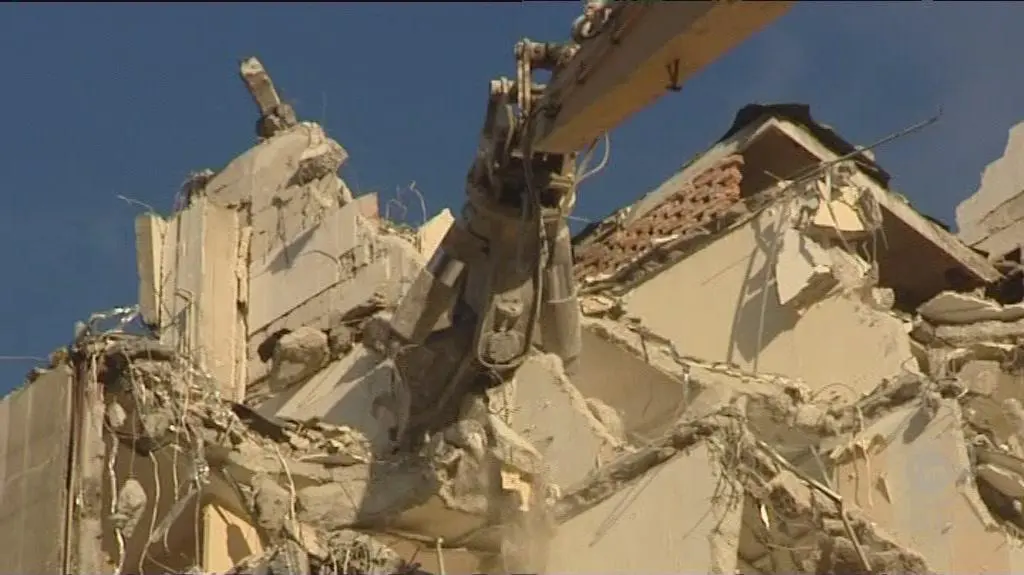 Wyburzanie Neptuna (TVN24)