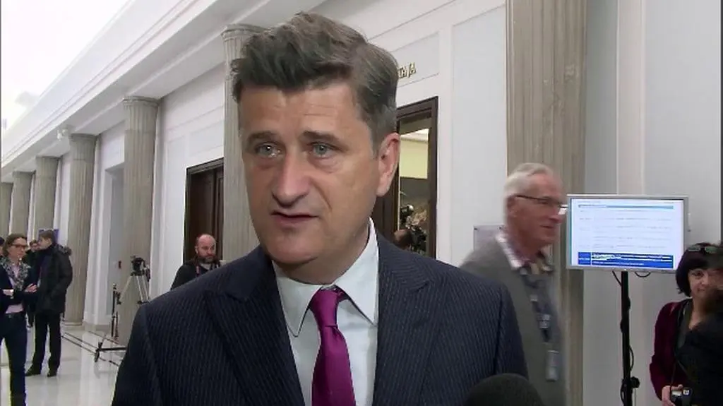 "Za Nowakiem jest smród"
