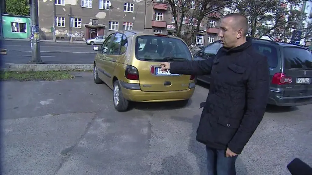 "Zachowali sie jak bandyci, a nie policjanci"