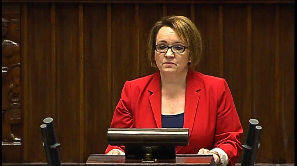 Zalewska atakuje Kopacz. Za Smoleńsk