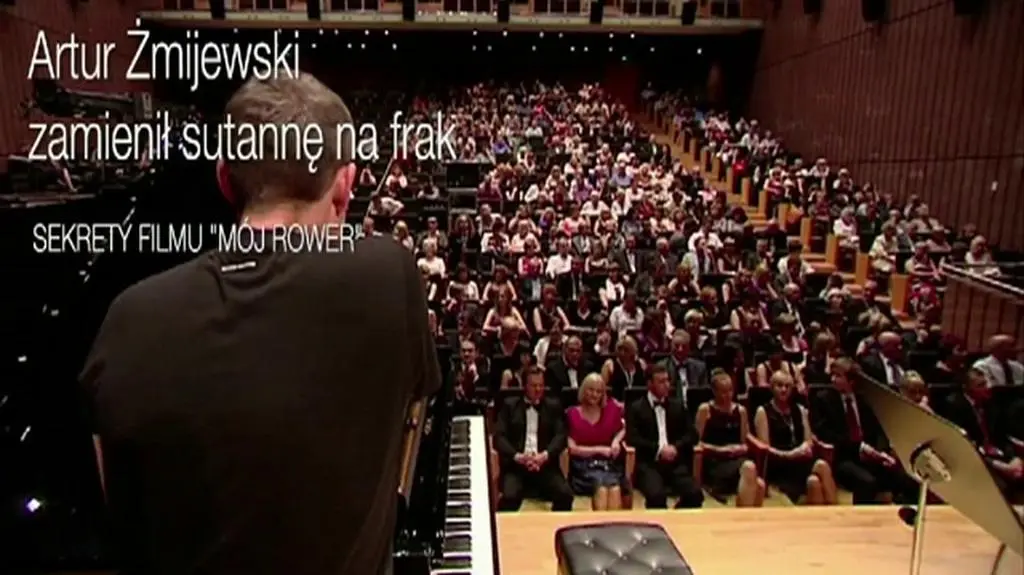 Zamienił sutannę na frak 
