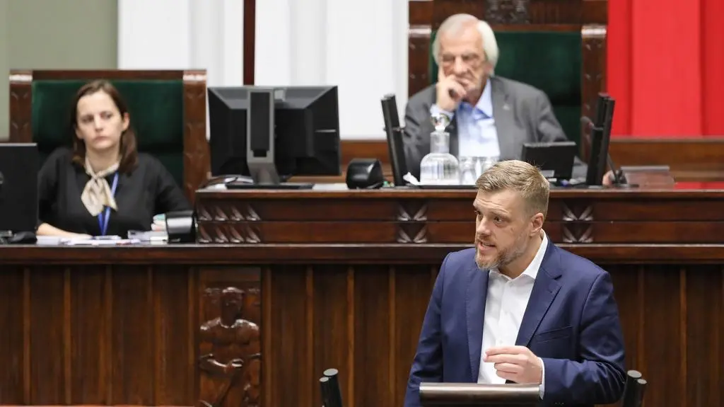 Zandberg do Morawieckiego: Bilans tych rządów jest inny niż ten który pan dziś przeczytał
