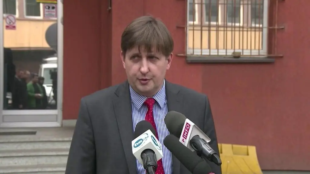 Zarzuty podpalenia, zabójstwa i usiłowania zabójstwa