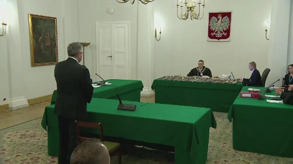 "Zawód?, "Polityk, obecnie funkcja: prezydent". Komorowski zeznaje w Pałacu