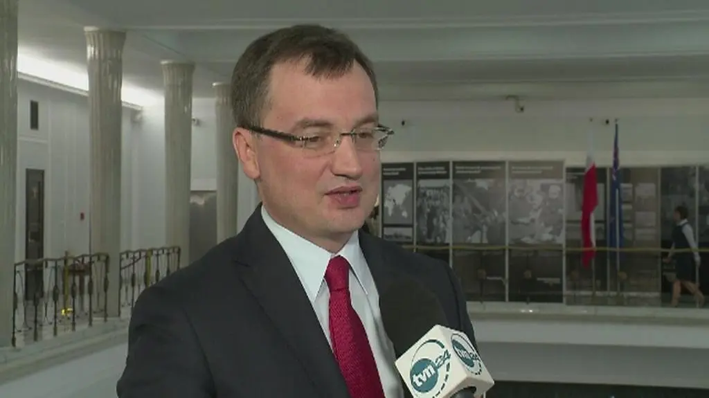 Zdaniem Zbigniewa Ziobry, Radosław Sikorski zaliczył wielką "wtopę".