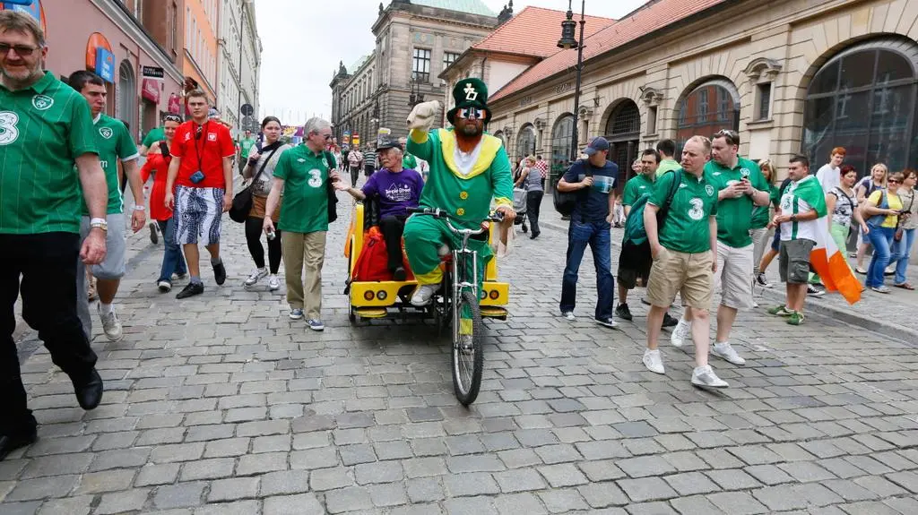 Zielona koniczyna przed meczem