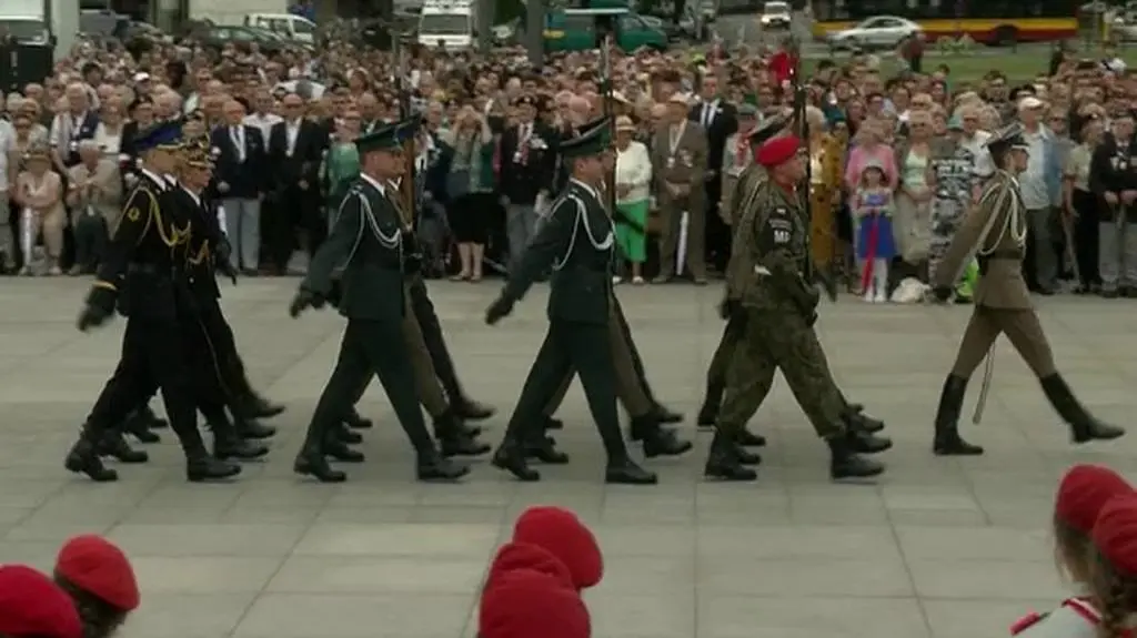 Zmiana warty przed Grobem Nieznanego Żołnierza