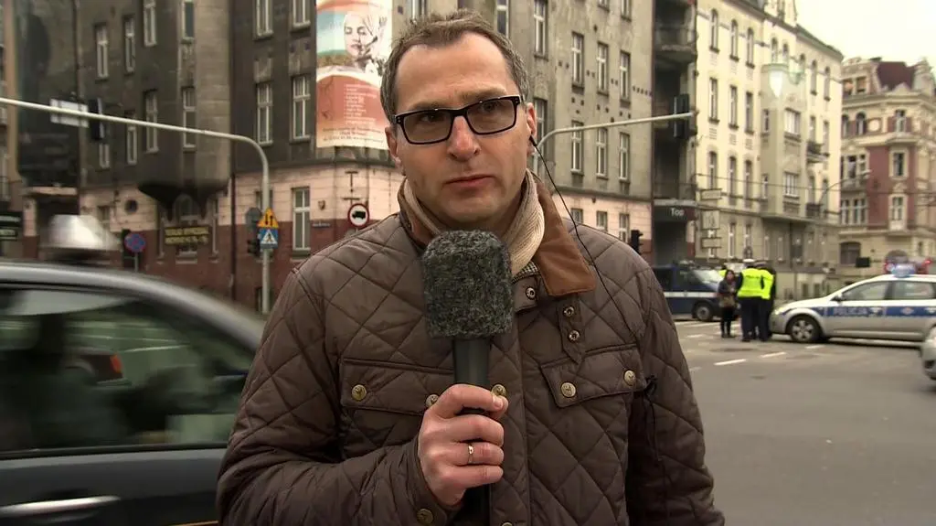"Znaczna część kamienicy do rozbiórki, sąsiednie budynki bezpieczne".