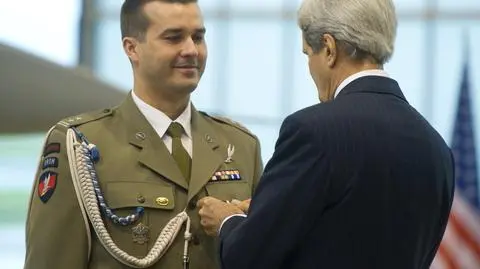 Żołnierz GROM odznaczony