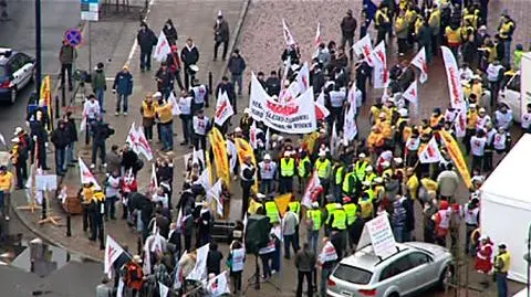 Związkowcy głośno domagają się referendum (TVN24)