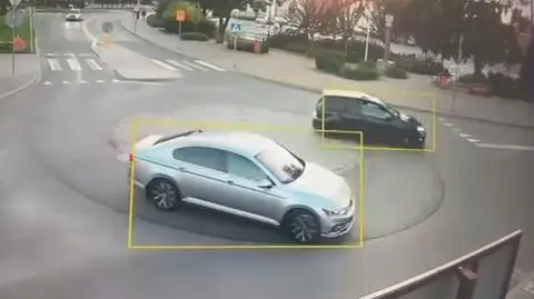 Celowo przejechał pod prąd przez rondo w Pasłęku