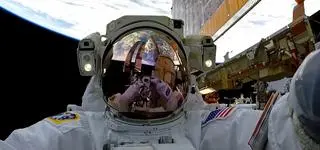 400 kilometrów nad Ziemią. Tam nie ma miejsca na błędy