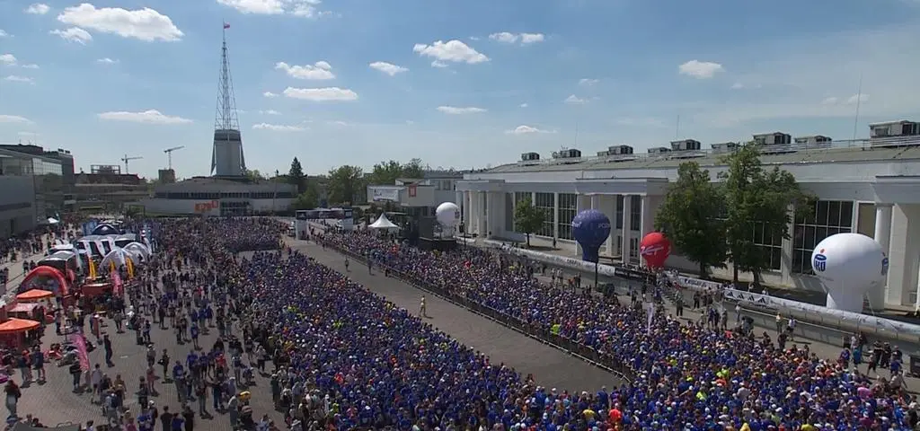 Tysiące zawodników, szczytny cel. Za chwilę start Wings For Life w Poznaniu