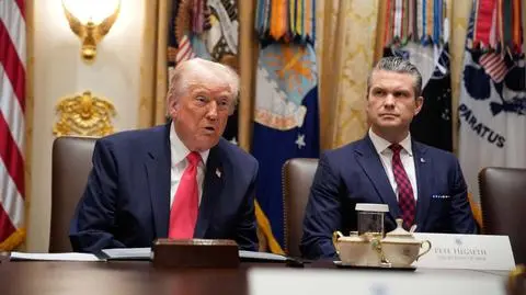 "Mają fenomenalną technologię", nie są w stanie zabezpieczyć baz. "Nie wyciągają wniosków"