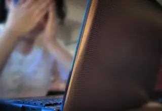 Zarabiają na hejcie? "Cenę płacą mniejszości"