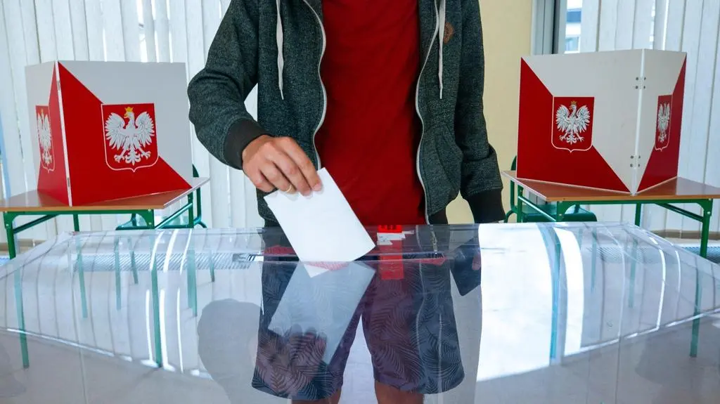 Influencerzy wpływają na nasze poglądy? "Politycy próbują nawiązywać różne współprace"