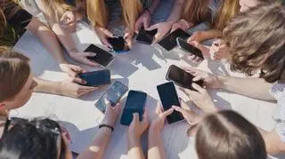 "Przespaliśmy ten moment". Polska postawi granice globalnym platformom?