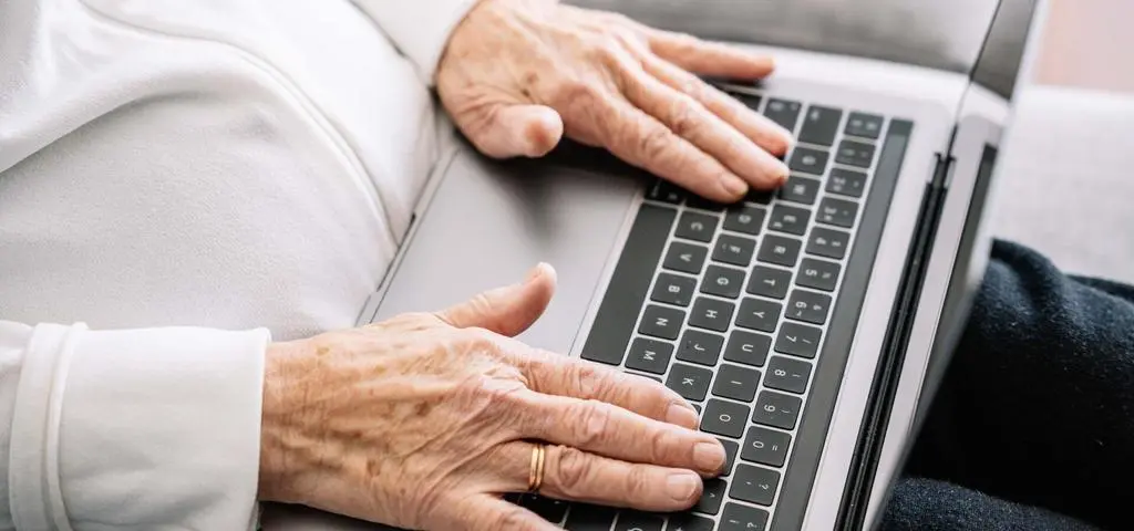 Seniorzy w sieci. Jest coś, czego "zetki" mogą im tylko pozazdrościć