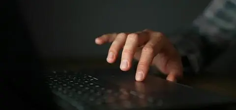 "Wielka korporacja wykorzystuje darmowe narzędzia i nie daje nic w zamian"