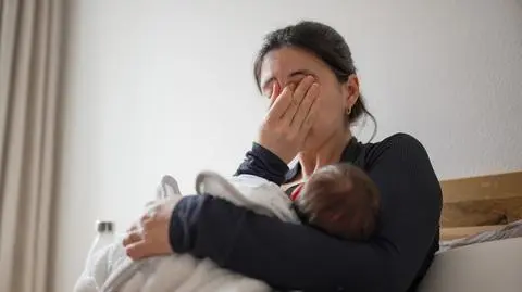 "Kara za macierzyństwo i premia za ojcostwo". Co z równością kobiet?