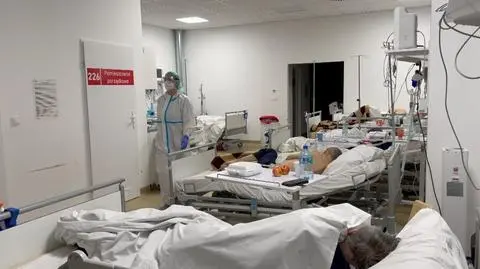 "Władza ma twarz mężczyzny, a pierwsza linia frontu twarz kobiety"