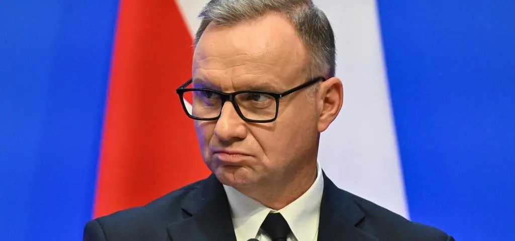 Czy Duda przebił "wąsatego Bronka"? Odkrywamy tajemnicę memiczności prezydenta