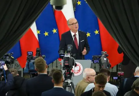 Dawne grzechy Czarzastego i "niemal dantejskie sceny" w Sejmie