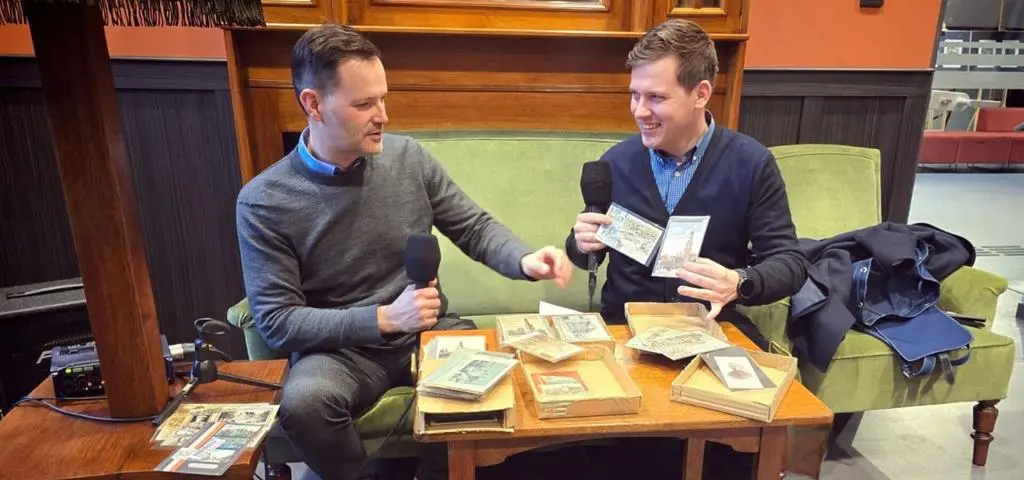 Wielka polityka, wojenne historie i propaganda. Co naprawdę kryją pocztówki? 