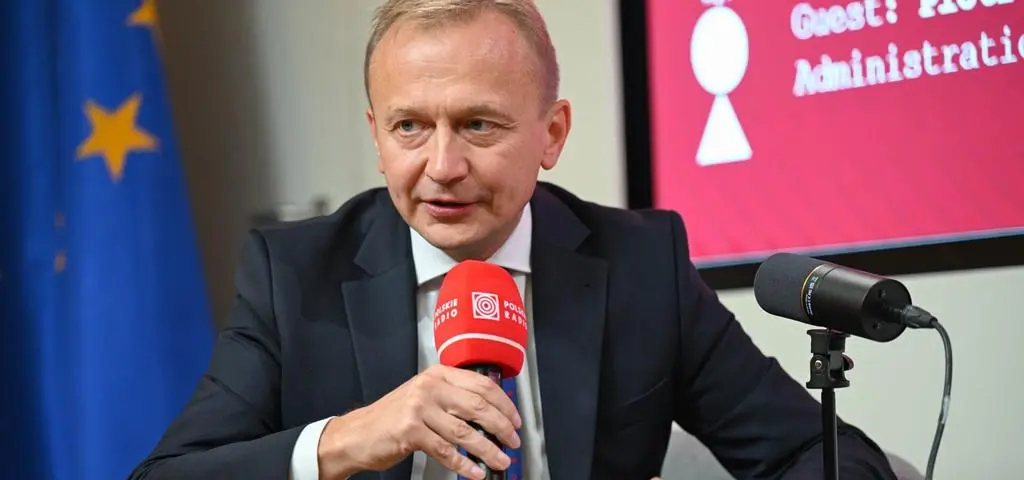 "Dzień świstaka" - komisarz Piotr Serafin o kulisach negocjacji budżetowych w UE