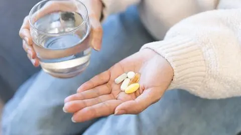 Lewatywa z kawy, dieta sokowa i cudowne leki. Czy to naprawdę działa?