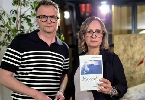 "Zdjęć było tysiące. Nie da się tego odzobaczyć". Mroczna prawda o guru polskiej psychologii