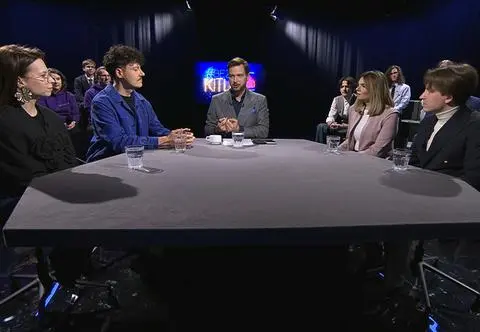 Przemoc w sieci, konsekwencje w realu. "Często myślimy, że hejt spływa po ludziach"