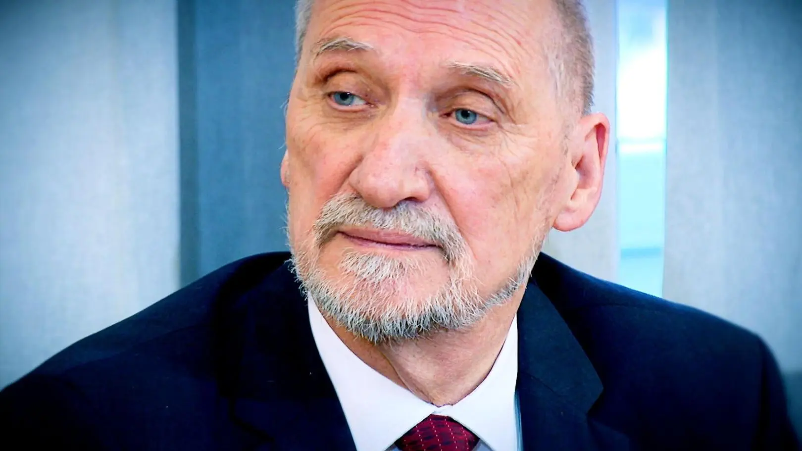 Janas o Macierewiczu: jak za coś się brał, to niszczył | TVN24