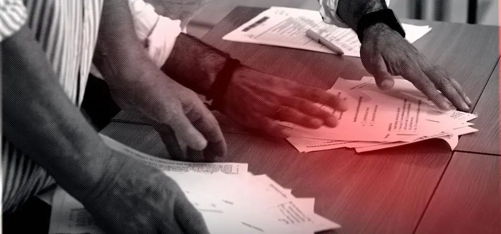 "Te pomyłki były dramatyczne". Mówią, gdzie popełniono błąd