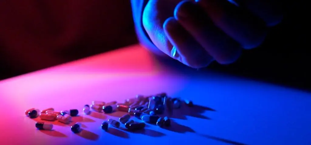 "Zamykają nas w pasy i mają problem z głowy"