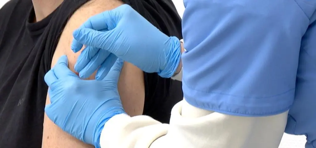 Grypa w natarciu. Wciąż warto się szczepić 