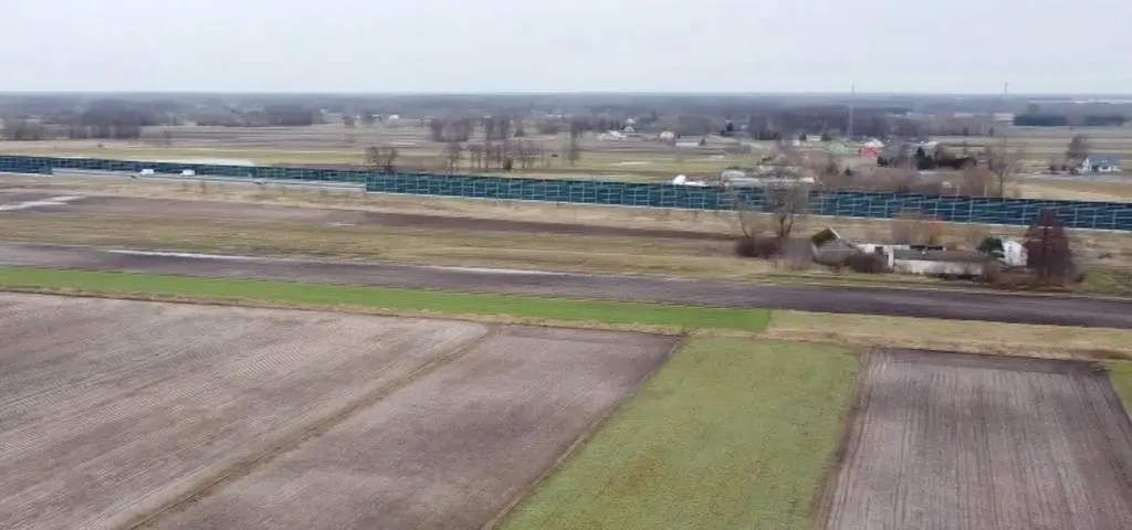 Już niedługo to ściernisko zacznie zmieniać się w... Port Polska