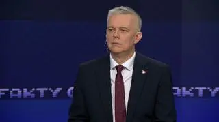 Gdzie jest Romanowski? "Jeżeli to prawda, to rzuca to ogromny cień na jego środowisko polityczne"