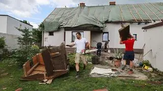 Trąba powietrzna uderzyła w Balcarzowice na Opolszczyźnie