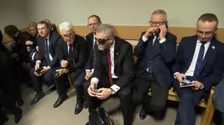 Obejrzyj dłuższe wydanie "Faktów"